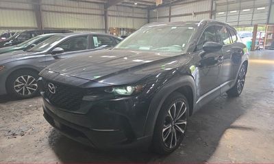 2025 Mazda CX-50 Premium Plus