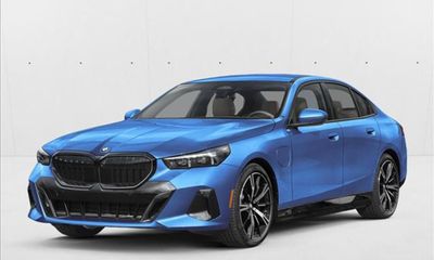 2027 BMW 550e xDrive