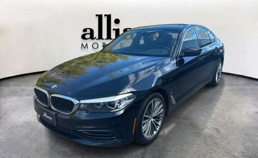 2019 BMW 530E
