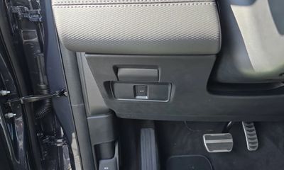 2026 Land Rover Discovery Sport Landmark
