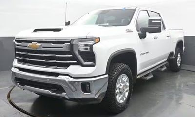 2025 Chevrolet Silverado HD LTZ
