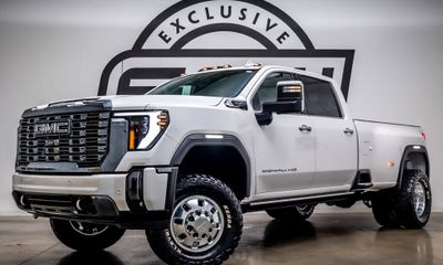 2024 GMC Sierra HD Denali Ultimate