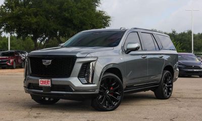 2025 Cadillac Escalade Sport Platinum
