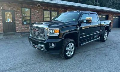 2019 GMC Sierra HD Denali