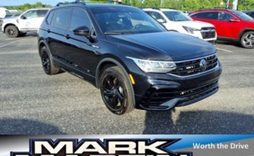 2024 Volkswagen Tiguan 4MOTION SE Black