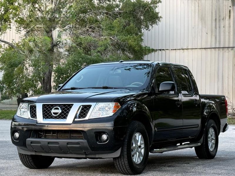 2017 Nissan Frontier — a typically priced live listing