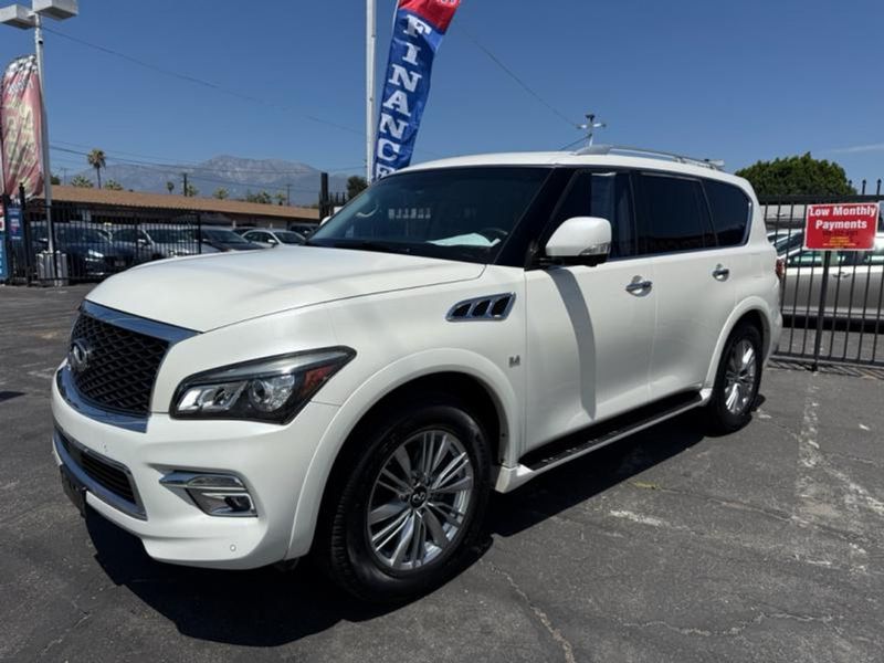 2015 Infiniti QX80 — a typically priced live listing