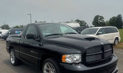 2004 Dodge RAM SRT 10
