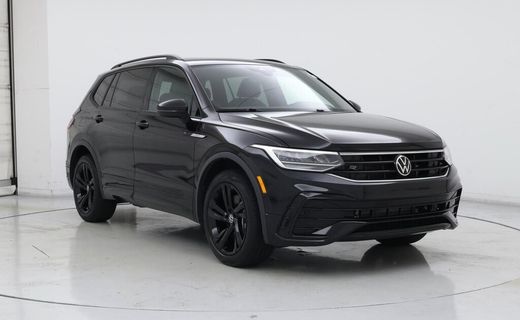 2024 Volkswagen Tiguan SE Black