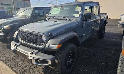 2026 Jeep Gladiator Sport