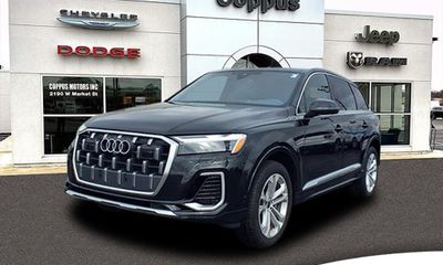 2025 Audi Q7 Quattro Premium Plus