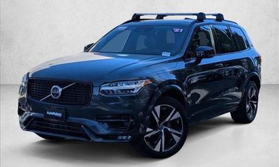 2021 Volvo XC90 T6 R Design