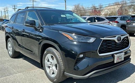 2024 Toyota Highlander XLE