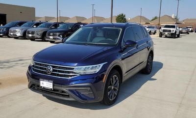 2023 Volkswagen Tiguan SE