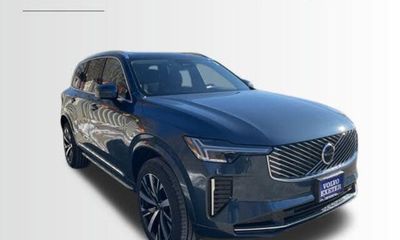 2026 Volvo XC90 Core