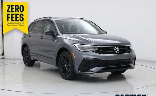 2022 Volkswagen Tiguan SE Black