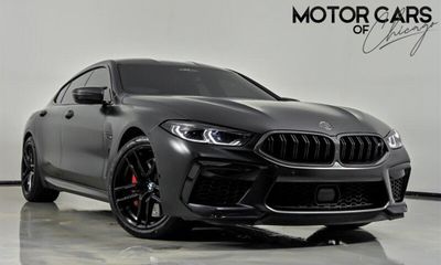 2022 BMW M8 GC Competition