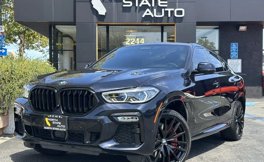 2021 BMW X6 M50i