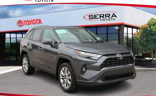 2025 Toyota RAV4 XLE Premium