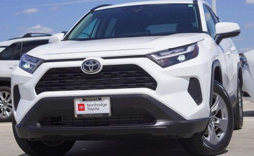 2024 Toyota RAV4 XLE
