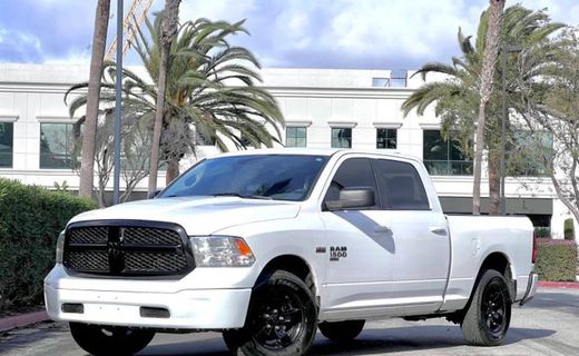 2020 Ram 1500 SLT