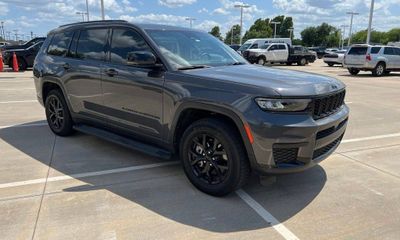 2024 Jeep Grand Cherokee L Laredo