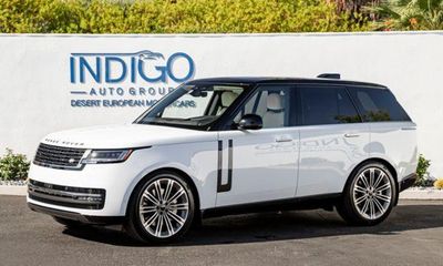 2026 Land Rover Range SE