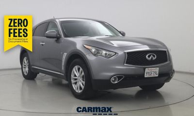 2017 Infiniti QX70 Standard