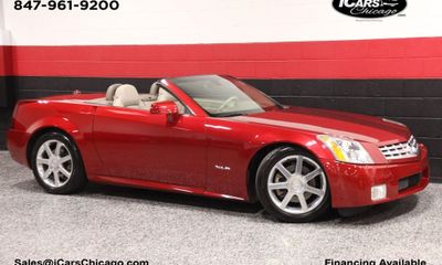 2005 Cadillac XLR Base