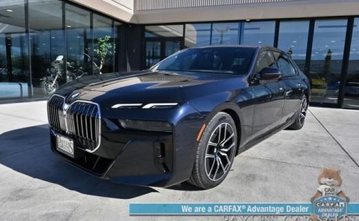 2025 BMW 740I