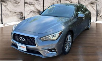 2018 Infiniti Q50 30T Luxe