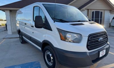 2017 Ford Transit LOW Roof