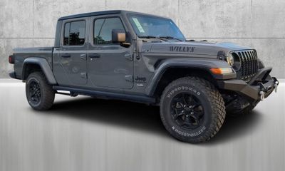2021 Jeep Gladiator Sport