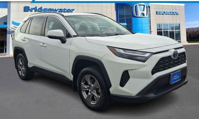 2023 Toyota RAV4 XLE