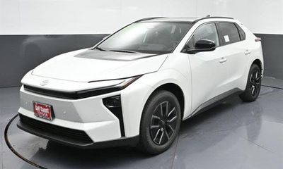 2026 Toyota BZ XLE Plus