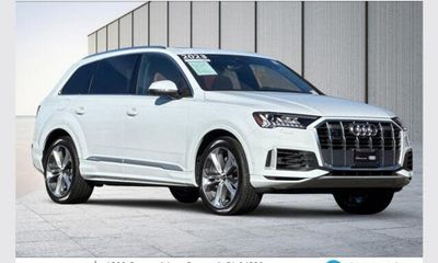 2023 Audi Q7 Quattro Premium Plus