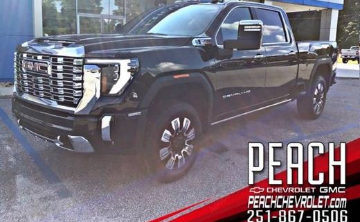 2025 GMC Sierra HD Denali