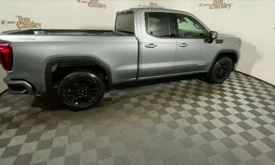 2023 GMC Sierra Elevation L