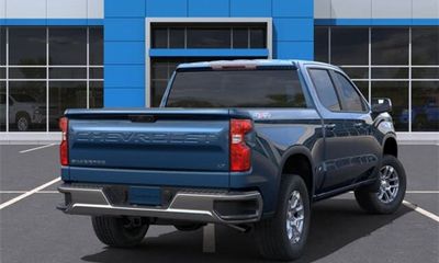 2023 Chevrolet Silverado LT