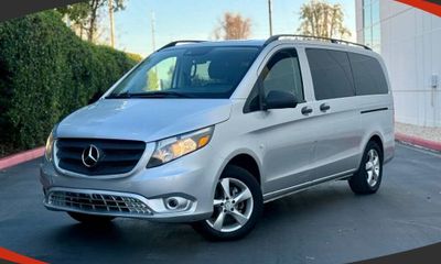2016 Mercedes-Benz Metris Passenger