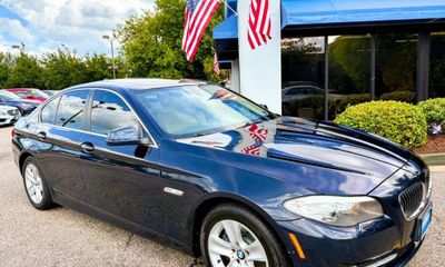 2011 BMW 528i I