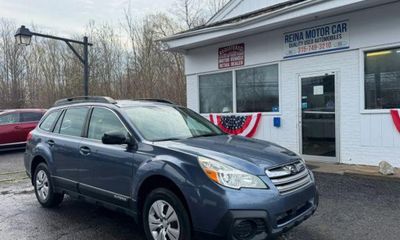 2013 Subaru Outback Base