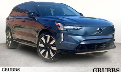 2026 Volvo EX90 Ultra