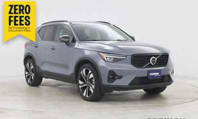 2023 Volvo XC40 Plus Dark