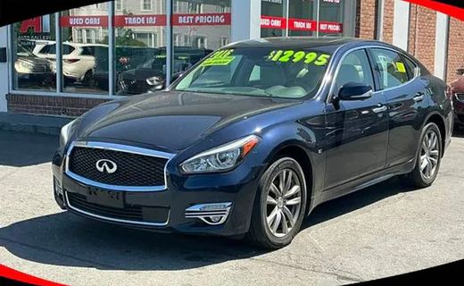 2016 Infiniti Q70