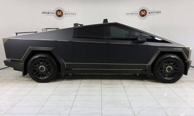 2024 Tesla Cybertruck Base