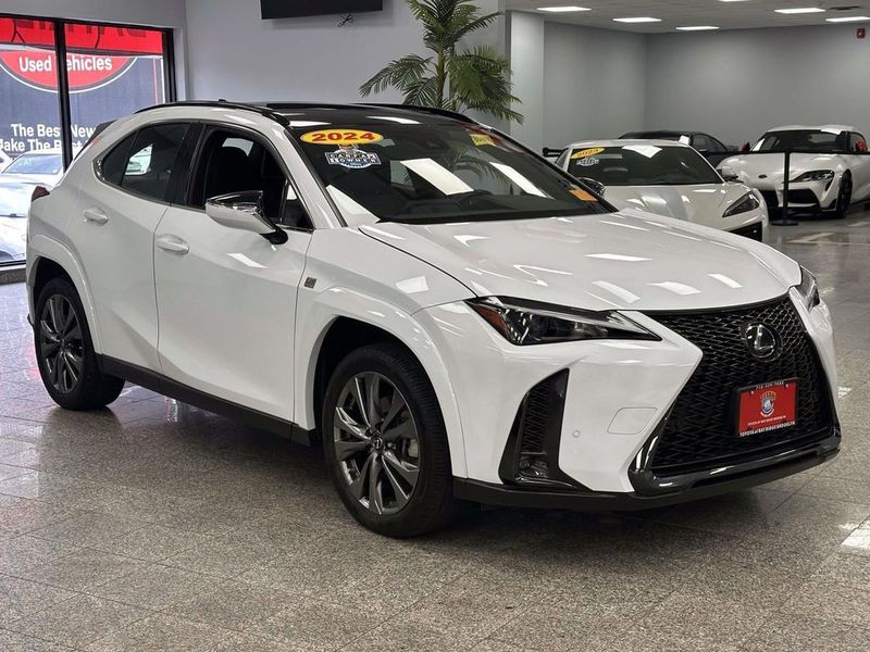 2024 Lexus UX — a typically priced live listing
