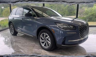 2026 Lincoln Corsair Premiere