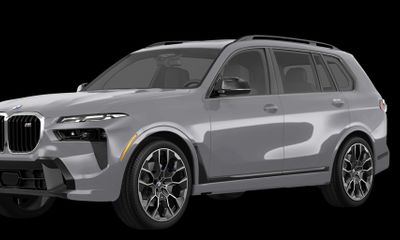 2027 BMW X7 M60I