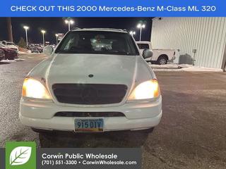 2000 Mercedes-Benz M-Class ML320